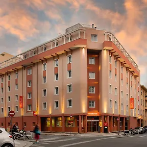 2* Отель Easyhotel Old Town